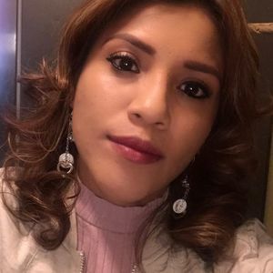 Meet your Posher, Anna